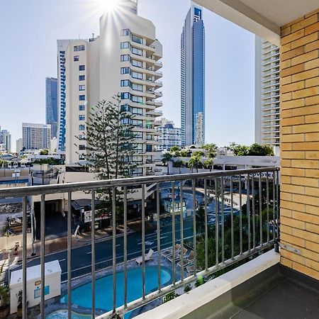 Bunk Surfers Paradise International Backpacker Hostel (Adults Only) Gold Coast Eksteriør bilde