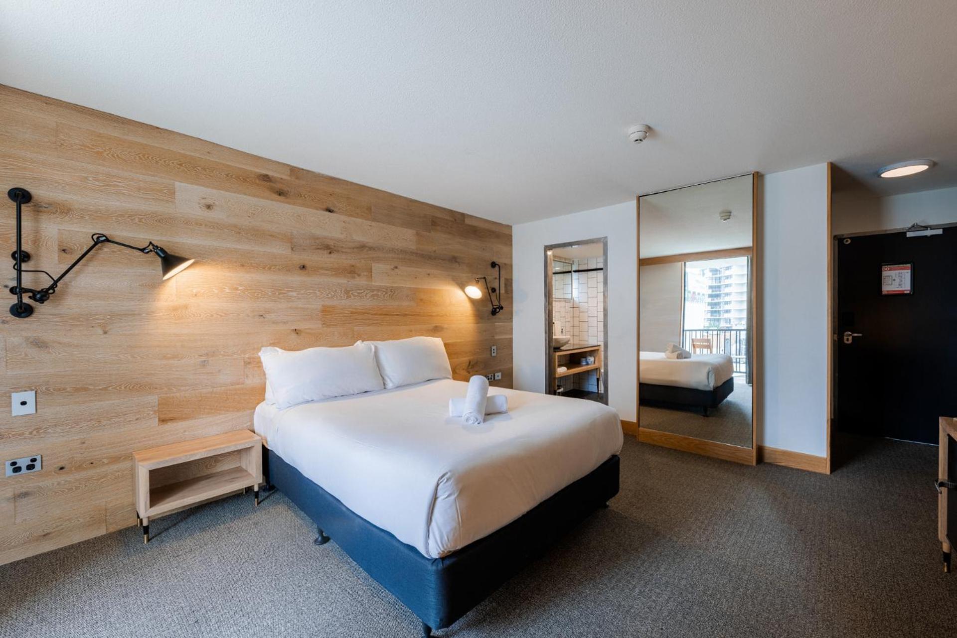 Bunk Surfers Paradise International Backpacker Hostel (Adults Only) Gold Coast Eksteriør bilde