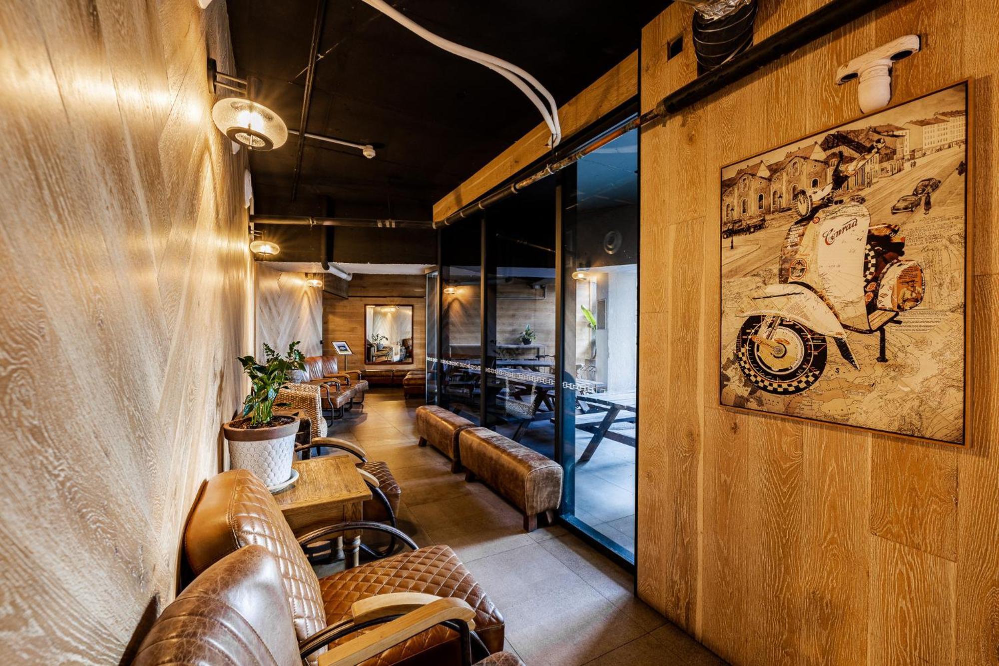 Bunk Surfers Paradise International Backpacker Hostel (Adults Only) Gold Coast Eksteriør bilde