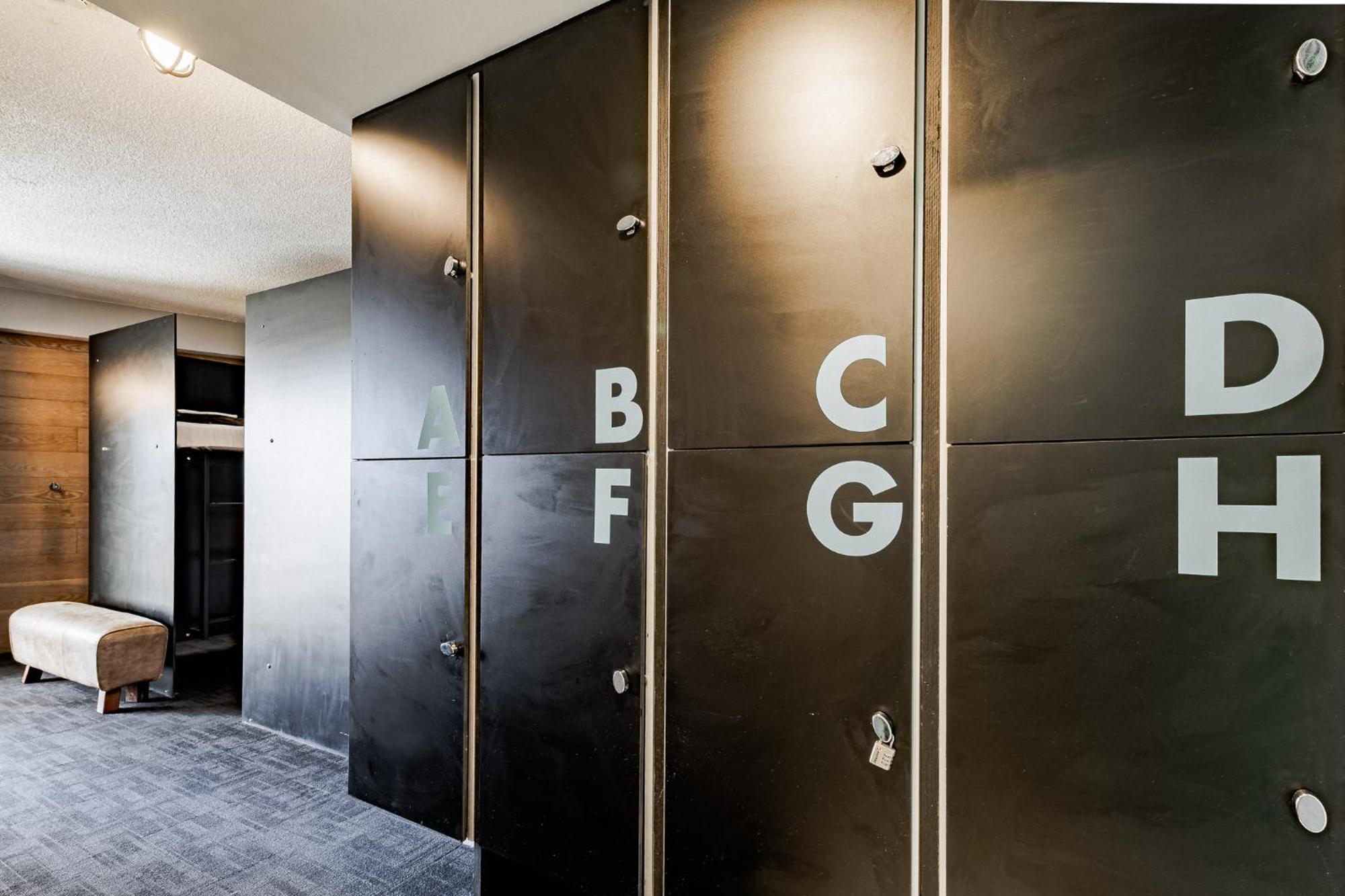 Bunk Surfers Paradise International Backpacker Hostel (Adults Only) Gold Coast Eksteriør bilde