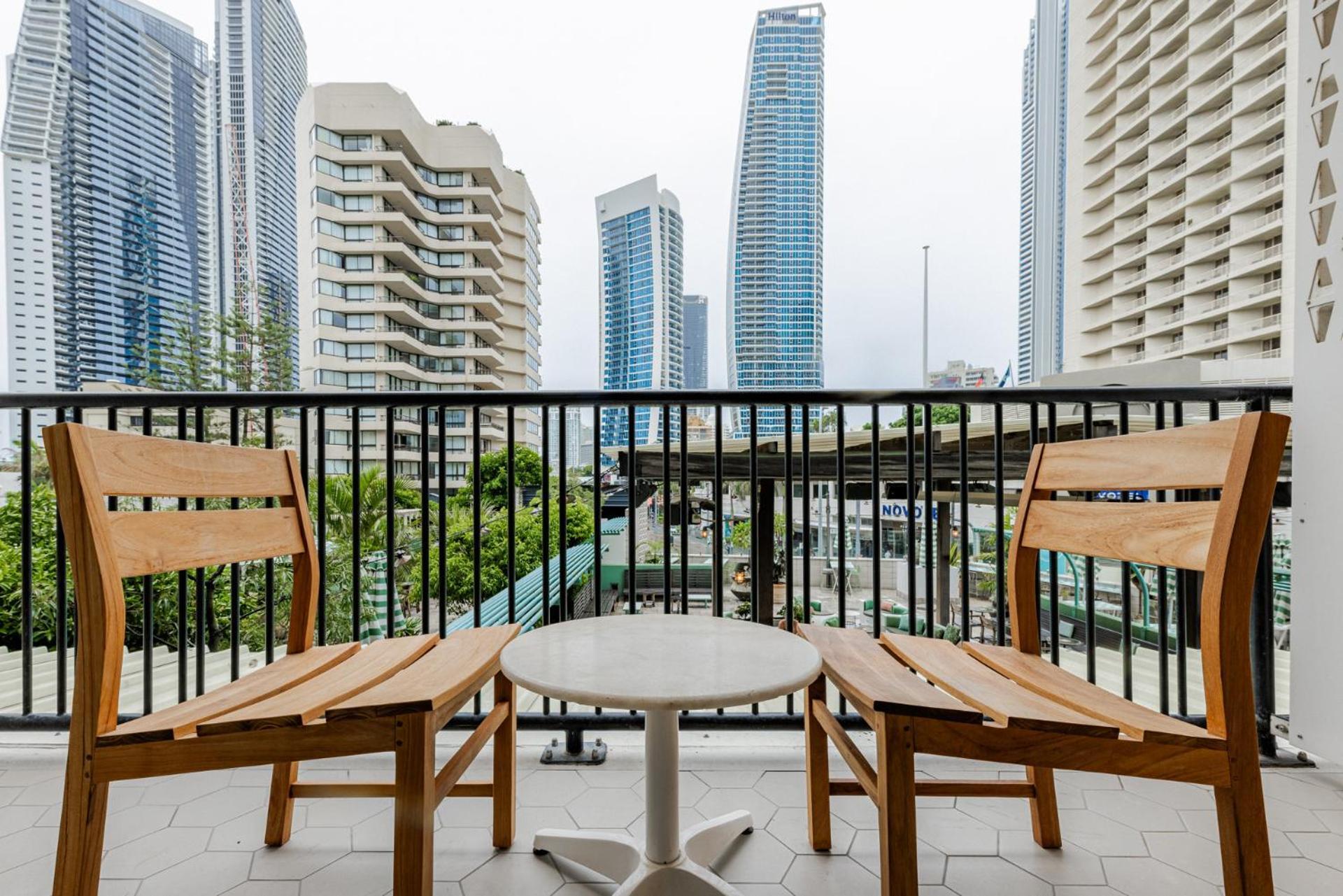 Bunk Surfers Paradise International Backpacker Hostel (Adults Only) Gold Coast Eksteriør bilde